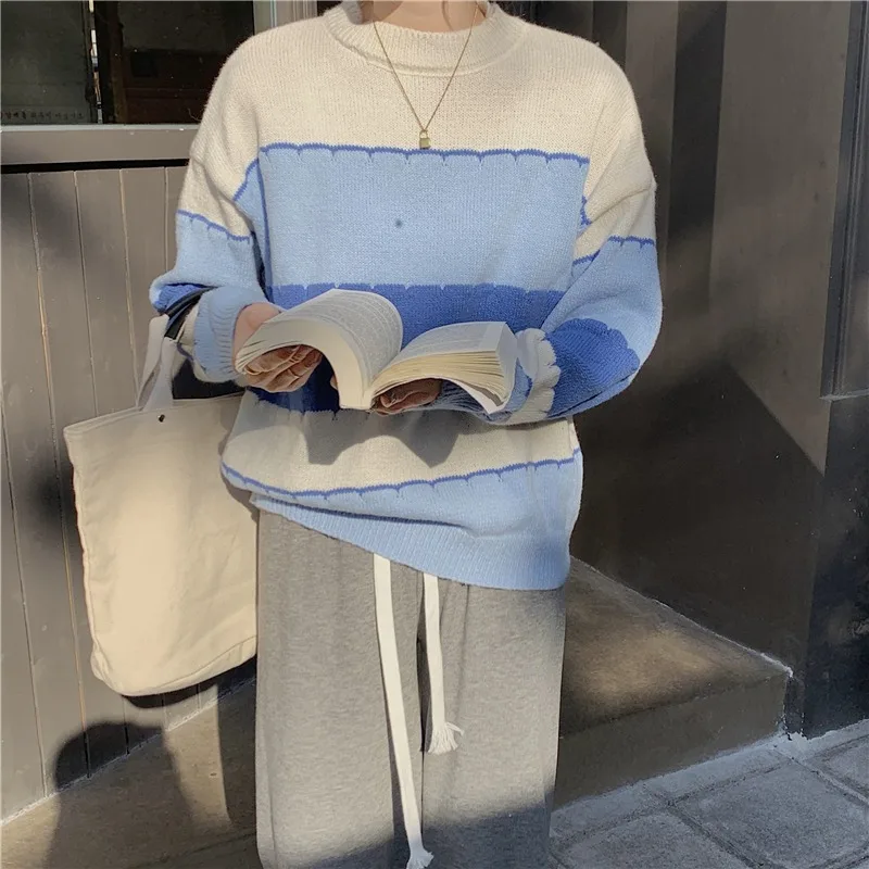 

Осень-зима 2021, свободный мягкий восковой свитер с длинным рукавом и круглым вырезом