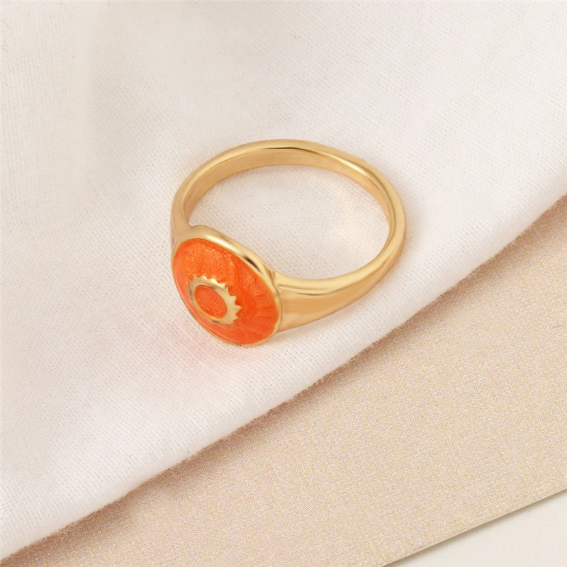

Luokey Retro Bohemian Moon Star Rings For Women Fashion Party Valentine's Day Finger Rings Girls Wedding Engagement Jewelry Gift