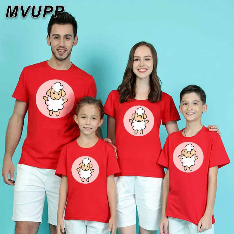 

Corban Festival New Mommy And Me Clothes Family Look Matching print T-shirt Mother Daughter Father Son Outfits Parent-child Tops
