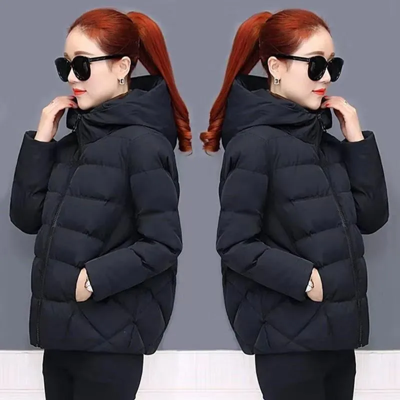 

2021 New Black Fashion Puffer Coats Winter Hooded Cotton Coat Loose Jackets Women Short Down Cotton Jacket Casual Female Outwear