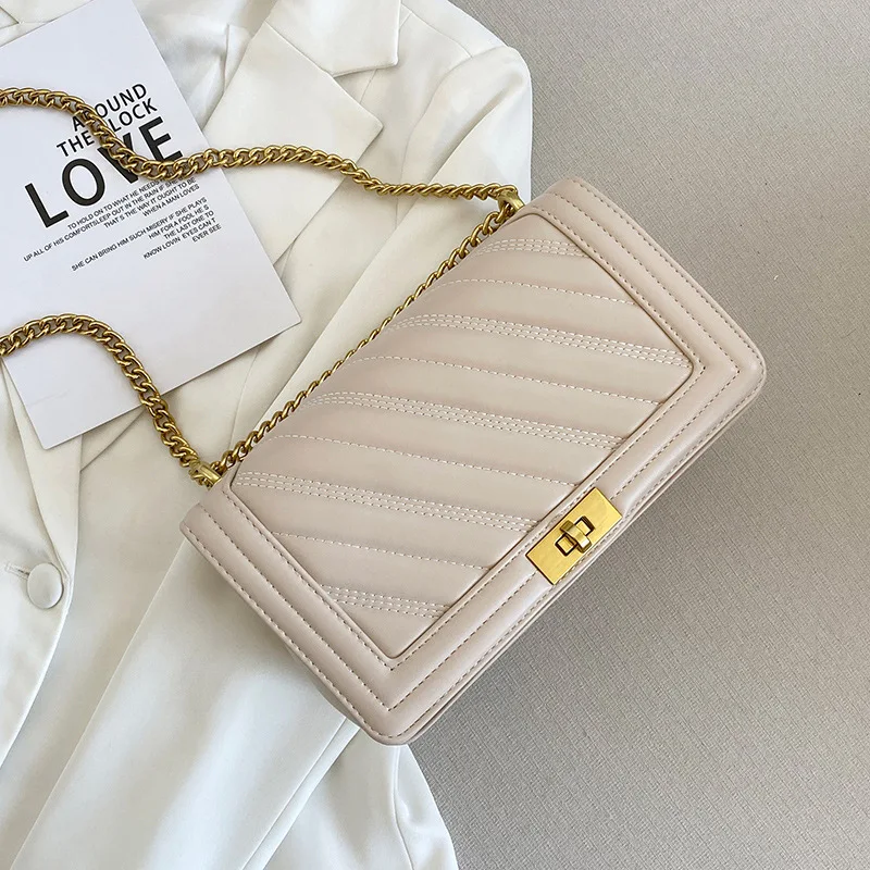 

Small fragrance chain bag female bag twill embroidered thread texture 2021 new trend fashion one-shoulder messenger bag