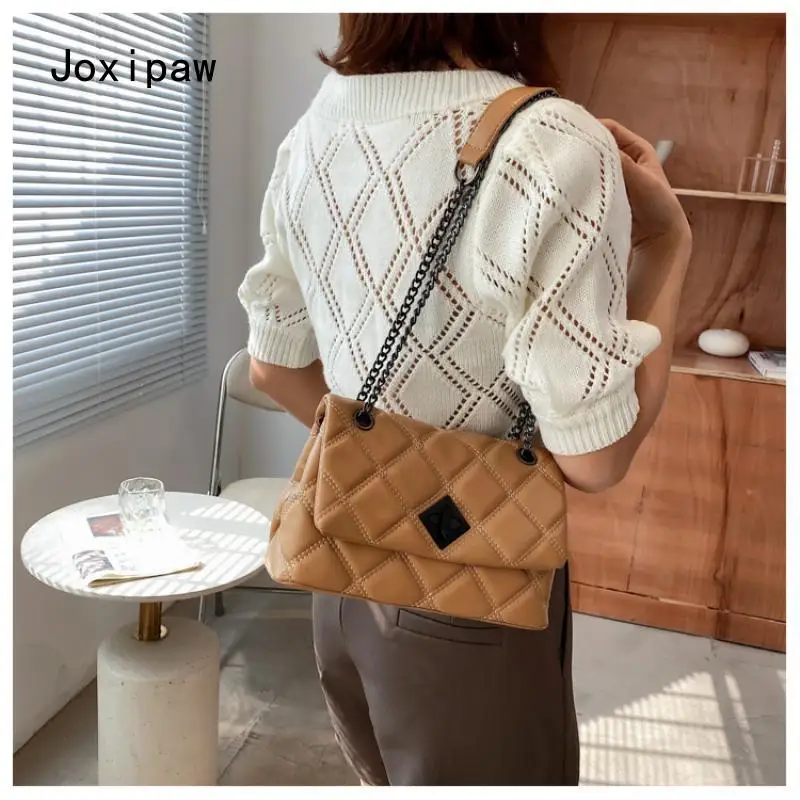 Женская маленькая сумка-мессенджер из искусственной кожи с вышивкой и цепочкой