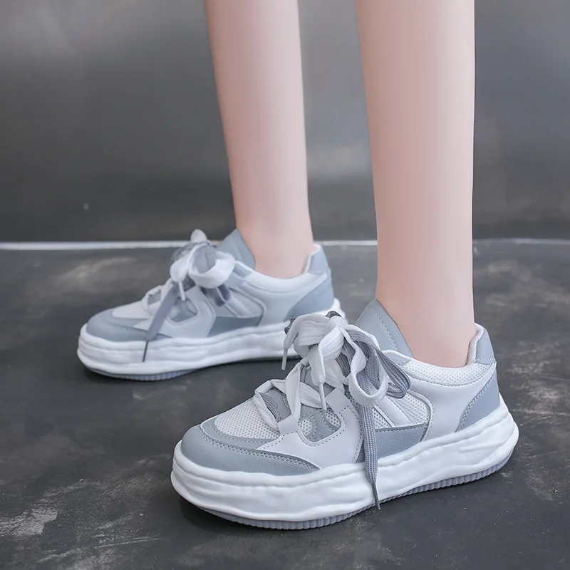 

Женские теннисные кроссовки, Белые Повседневные кроссовки на платформе, на плоской вулканизированной подошве, для студентов, спортивная об...