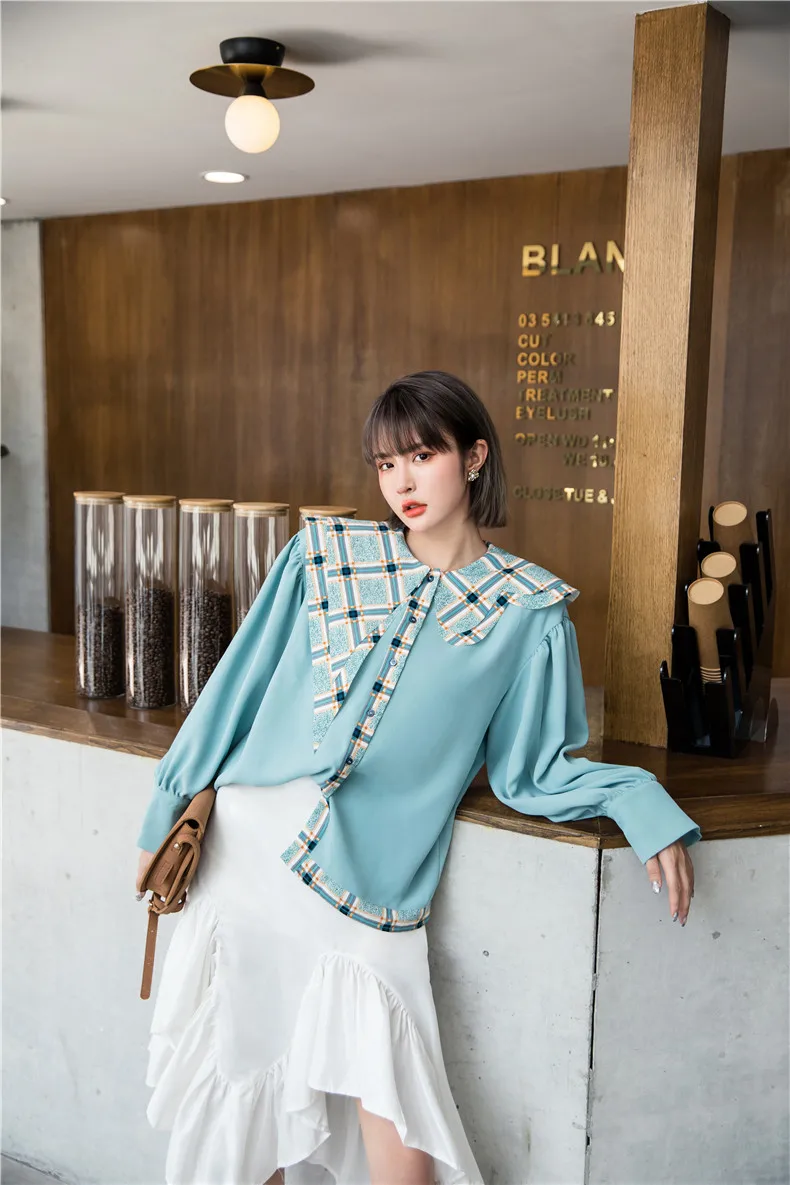 

2021 Spring Women Shirts Stitching plaid pullover Loose Oversized Blouses Female Tops New Lapel Long Sleeve Fit Fashion Tide