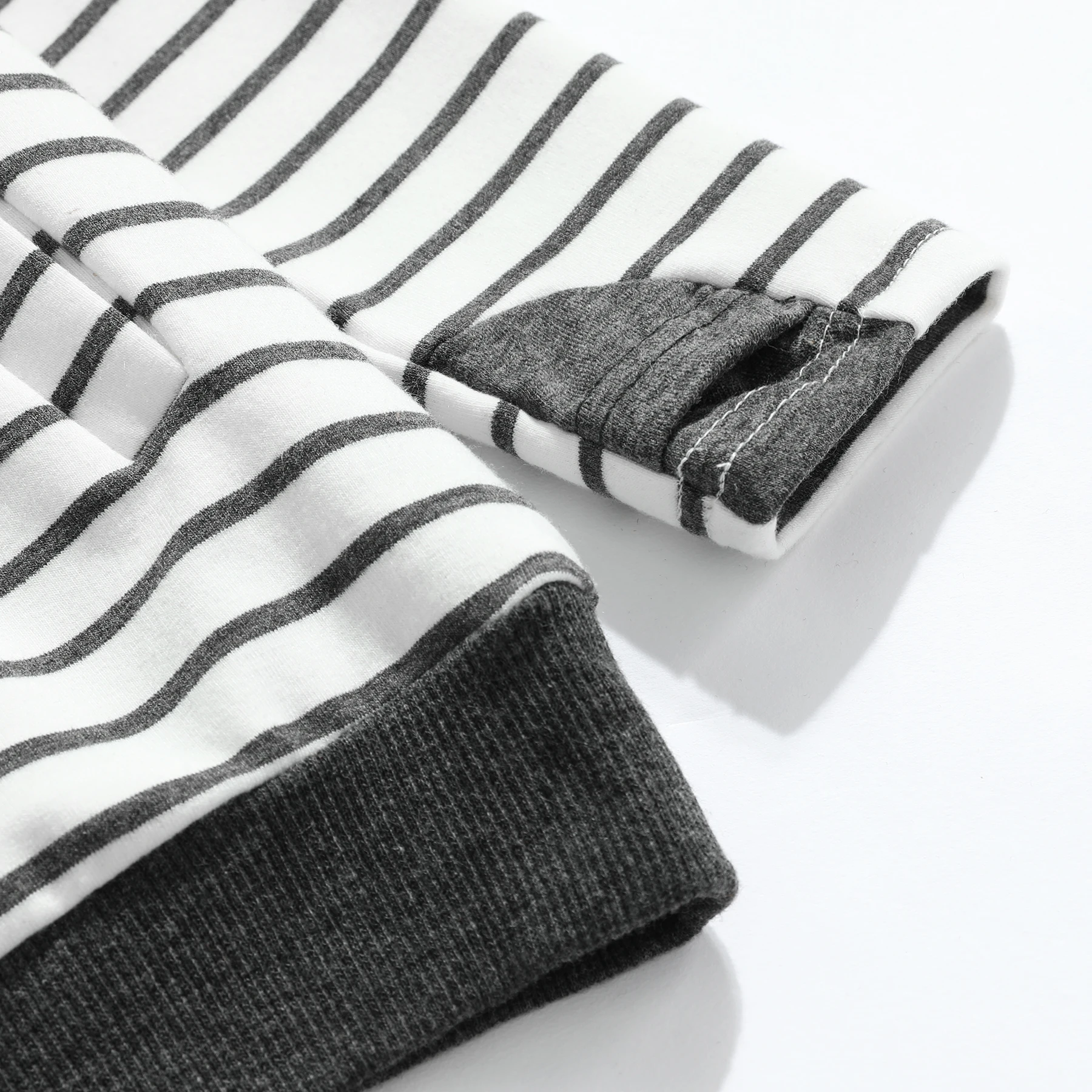 Стильная толстовка PatPat в полоску с капюшоном и длинным рукавом дизайнерские