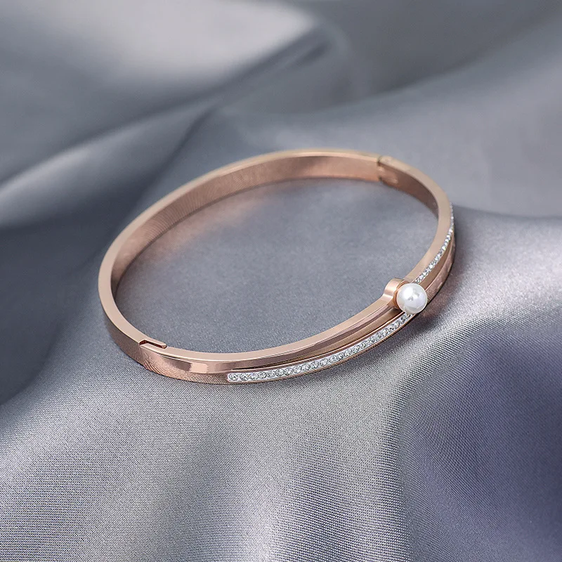 

Fashion Jewelry Titanium steel Bangles, Rose gold titanium steel bracelet, Do not fade.