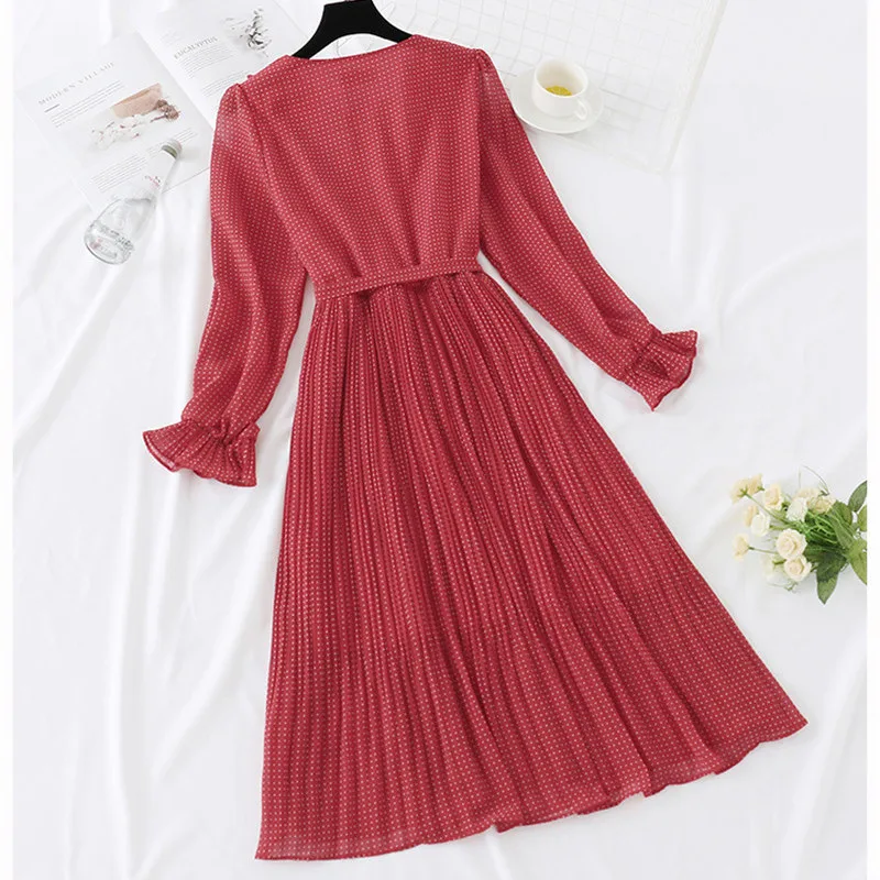 Винтажное плиссированное платье в горошек с оборками Повседневное средней длины