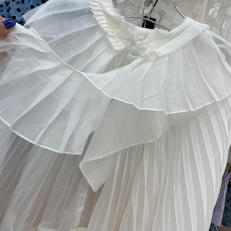 

2021 New Korean Fashion Shirt for Women Loose Ruffled Collar Long Sleeve Pleated Shirts Blouse Loose Temperament Feminine Tops