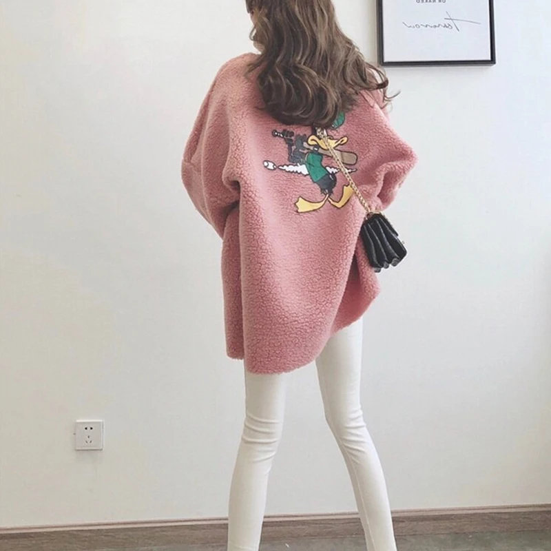 

2021 QRWR Sweatshirt Women Korean Casual Lambswool Thick Warm Mid Length Sweatshirt Loose Cartoon Print O Neck Women Sweatshirt