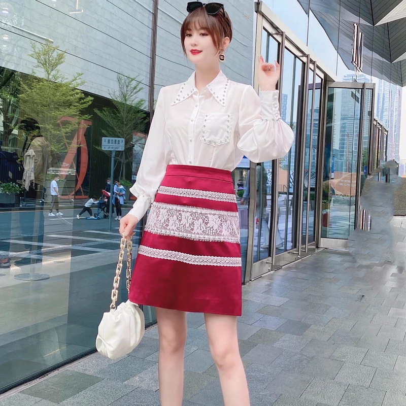 

Fashion Runway Summer New Female Sets Casual Holiday Exquisite Diamonds Blouse + Patchwork Lace Skirt Elegant Office Two-Piece