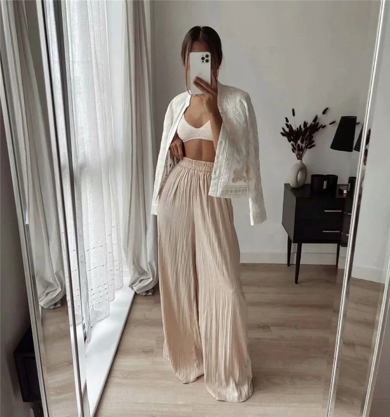 

Nice Casual Woman White Embroidery Cotton Jacket New Spring Vogue Female Floral Long Sleeve Cardigan Ladies Elegant Outwear