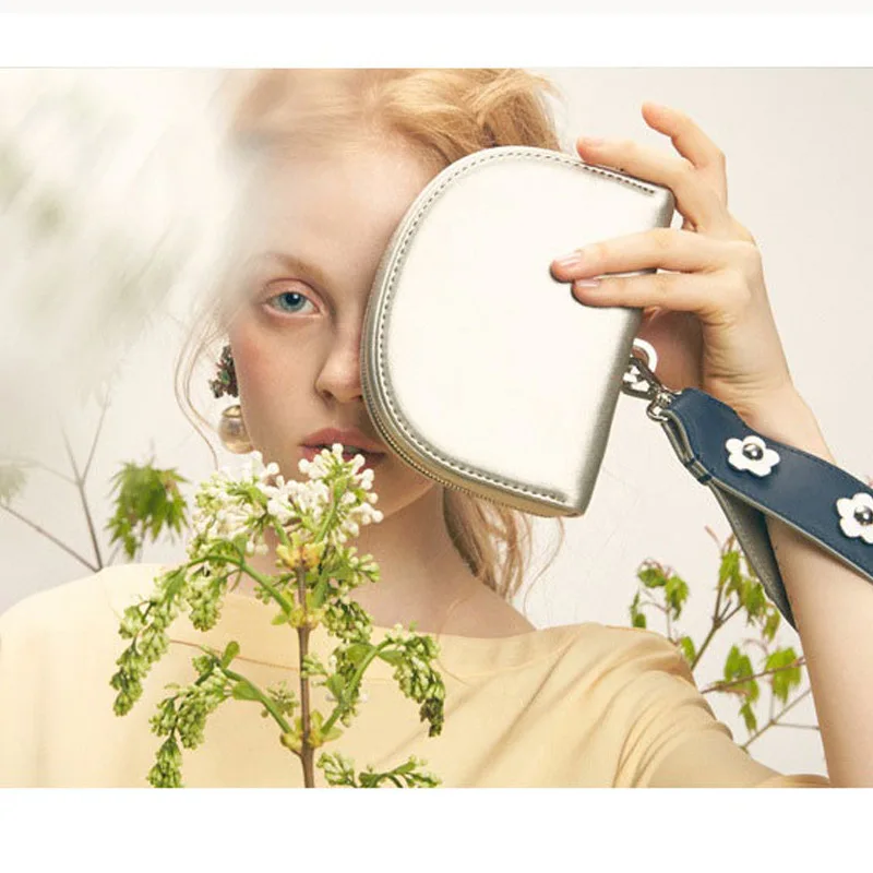 2021 New Design Korea Women  Flower Box Bags Small Cute Pu Leather Sling Tote Handbags Ladies