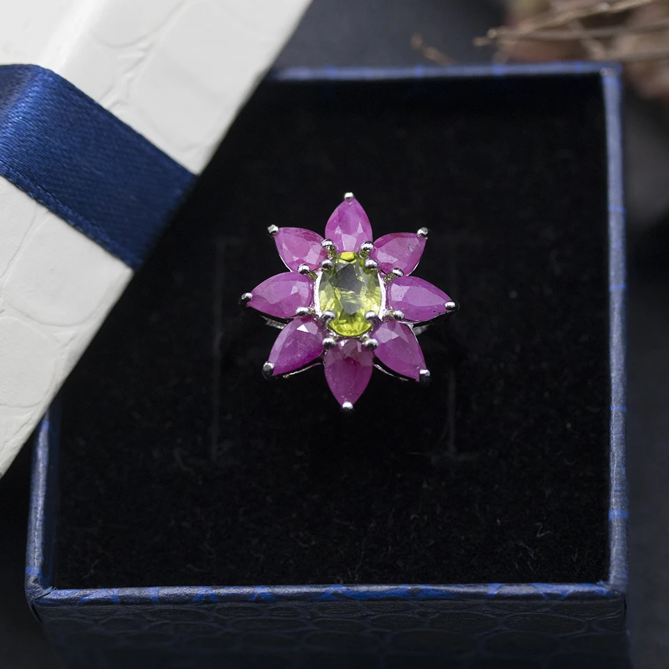 Кольцо с натуральным перидотом и рубином 4 5 карата | Украшения аксессуары