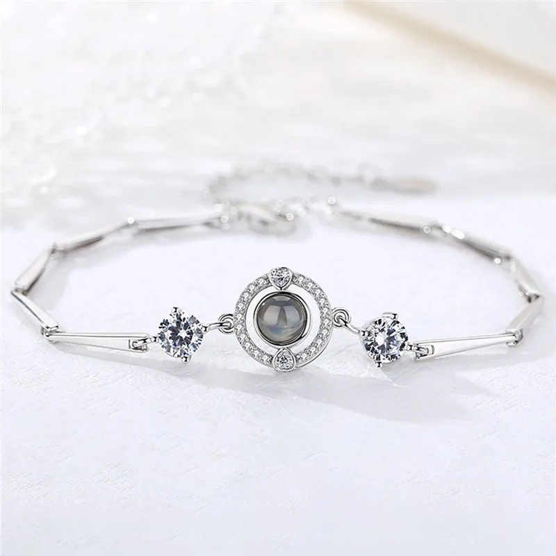 

Chic Silver Color 100 Languages I Love You Projection Bracelet Fashion Charm Women Bracelets Hands Jewelry Memory Gift For Lover