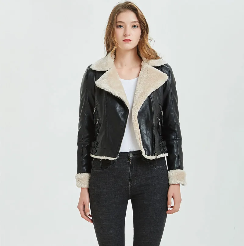 

One Coat Warm Fashion PU Leather Lamb Hair Motorcycle Clothing Bomber Jacket A270 Padded Fur Retro New Lapel and Velvet Winter