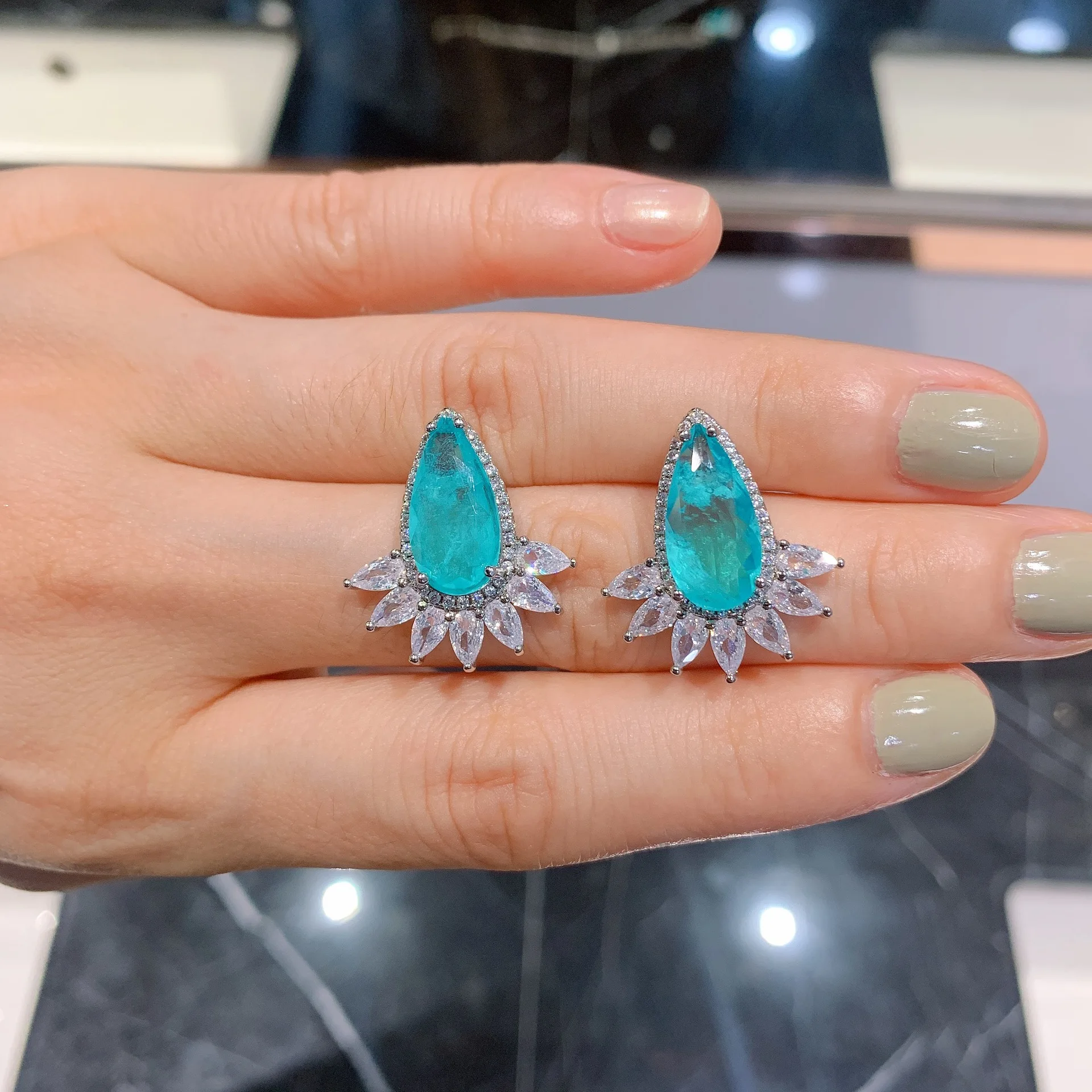

Fashion Fashion Simulation Paraiba Pendant Earring Jewelry Set Necklace/Earrings Wedding Jewellery Set Bridal Jewelry