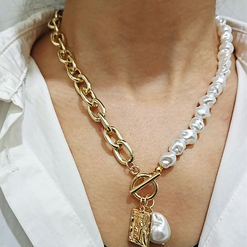 

Vintage 2020 Geometric Baroque Aangel Love Punk Jewelry Chains Necklace Necklaces for Women Pearl Lock Irregular Pendant