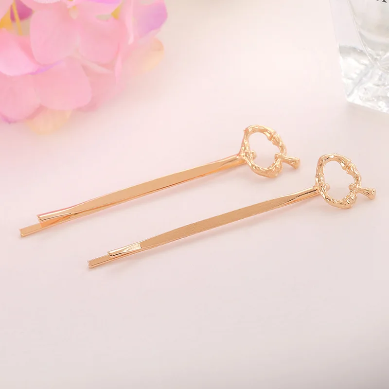 

A-Z 26 Letters Hair Pin Gold Color Hair Clips Bling Crystal Word English Bobby Pins Sparking Headwear Jewellery For Women Gift
