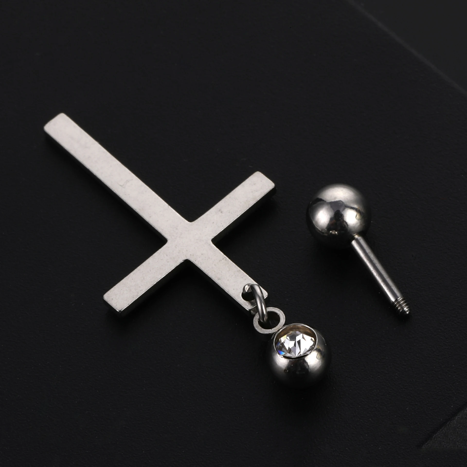 

Cross Earrings Fashion Punk Cross Pendant Cartilage Drop Dangle Earrings Jewelry Stainless Steel Stud Earring for Women Men