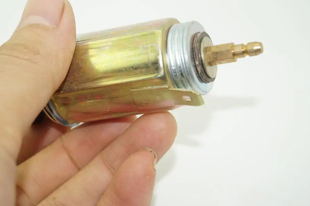 Кнопка для сиденья автомобиля зажигалка 12 вольтовый аксессуар|Детали