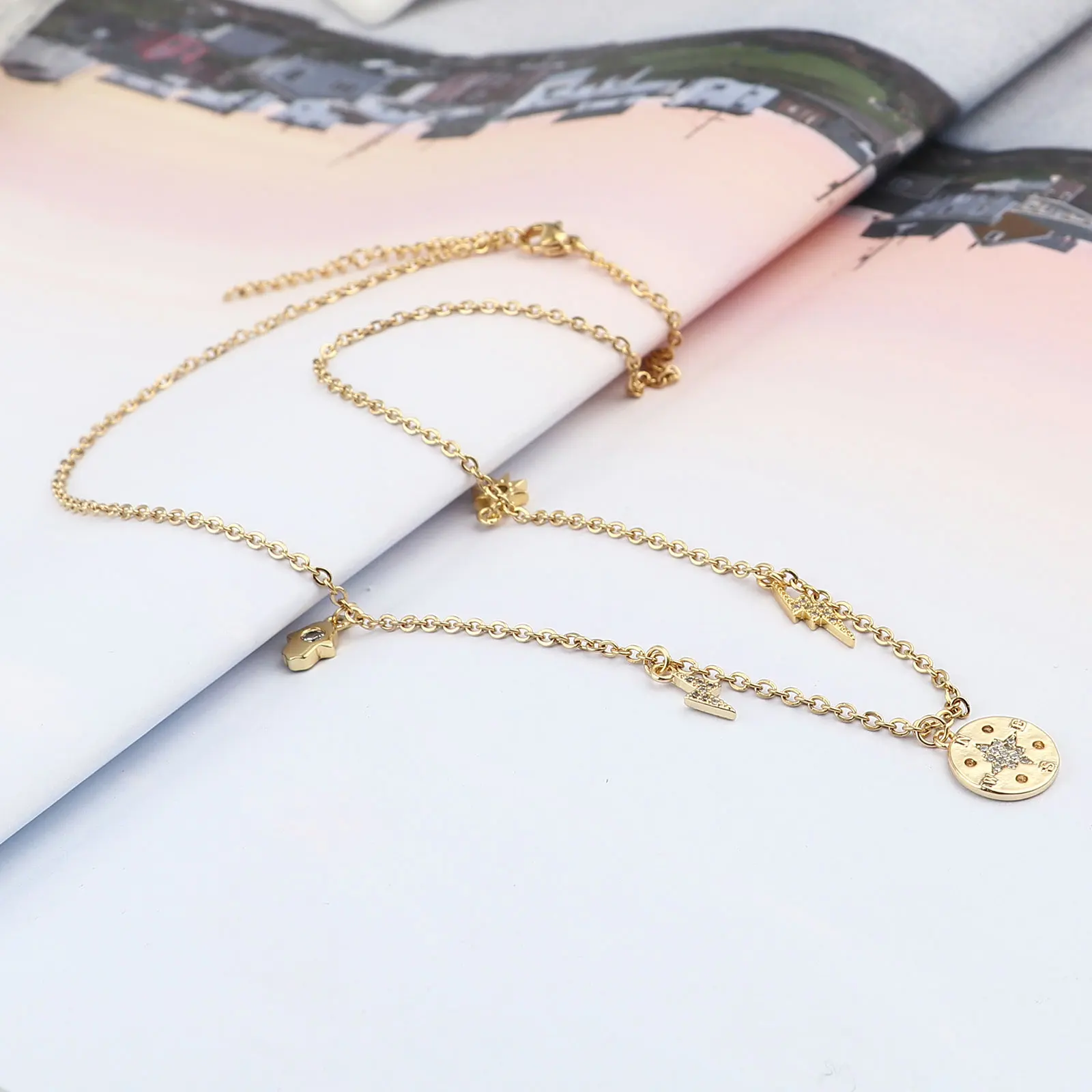 

Stainless Steel Religious Link Cable Chain Findings Necklace Gold Color Symbol Hand Lightning Rhinestone Women Party Jewelry,1PC