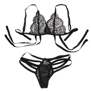 Комплект женского кружевного нижнего белья, с вырезами, с бюстгальтером, полупрозрачный лифчик