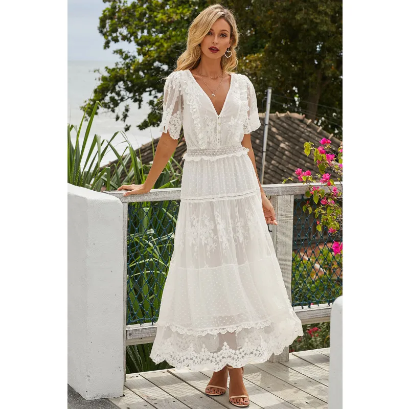 

2021 Sexy V Neck Chiffon Beach Lace Court Bridal Gowns Vintage Lace Bohemian Wedding Dress Sexy Gown Pastoral Style Long Skirt