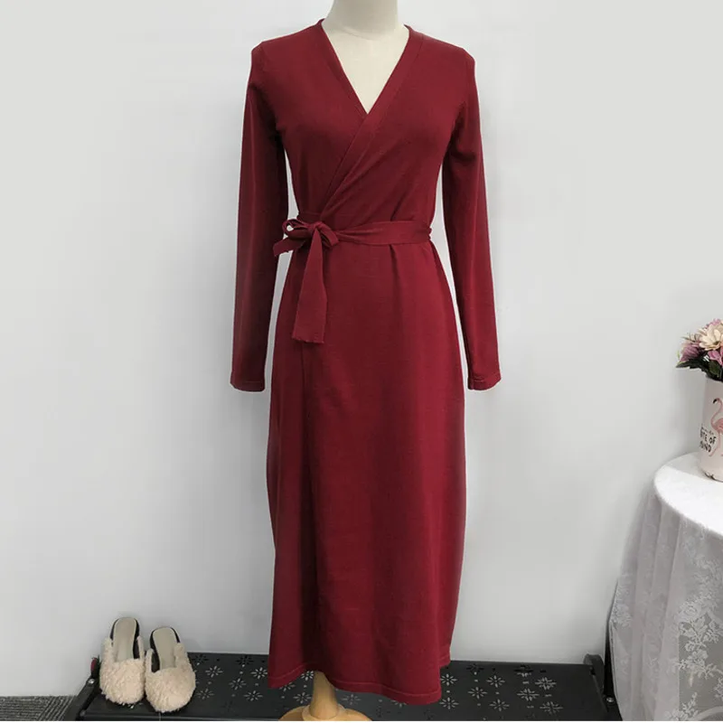 Модное повседневное свободное трикотажное платье с длинными рукавами для