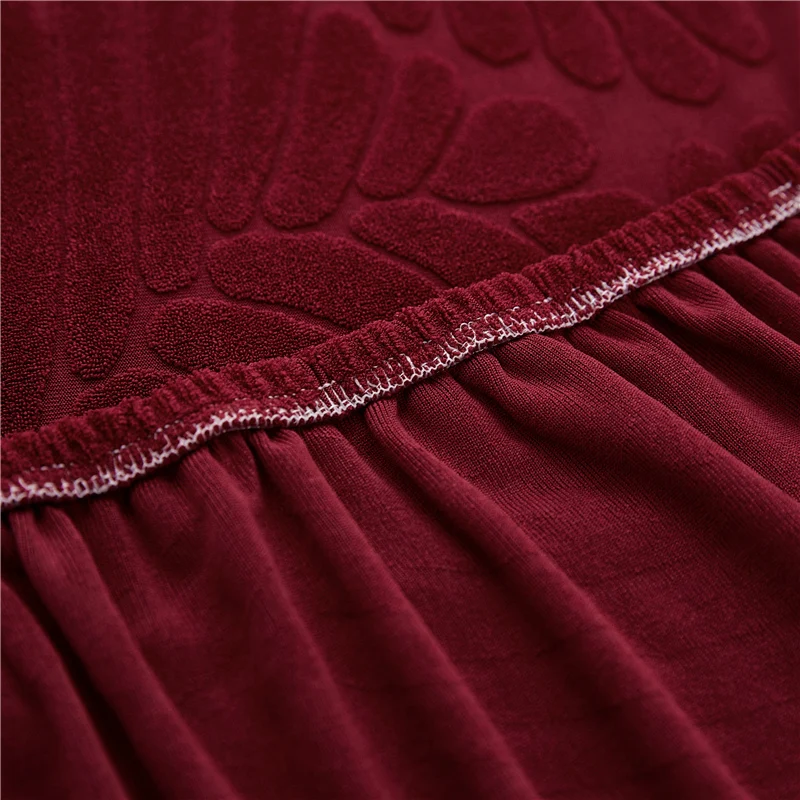Жаккардовый плюшевый тканевый винно-красный чехол для дивана в гостиную