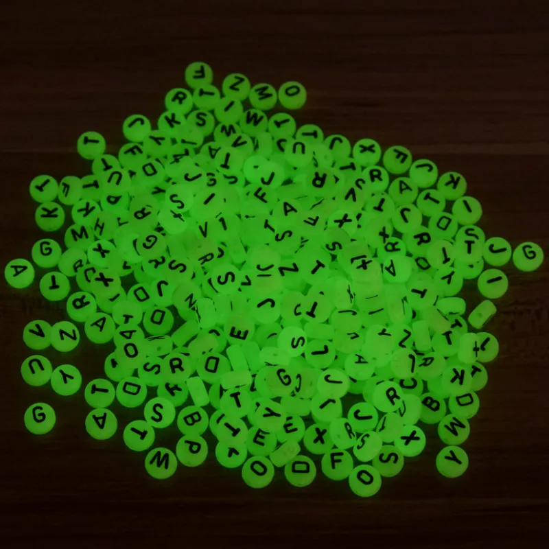 

200pcs Acrylic Beads Round Letter Number Heart-shaped Luminous Bead Charms Jewelry Making Kid DIY Accessories 4*7mm Loose Spacer