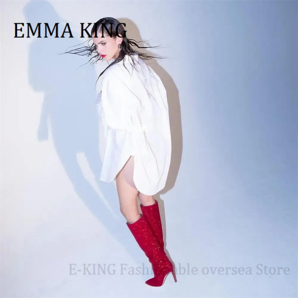 Женские замшевые сапоги до колена с кристаллами