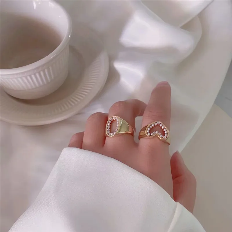 

Fashion Oval Heart Pearl Metallic Open Rings For Women 2020 New Jewelry Personality Statement Ring Adjustable Bijoux
