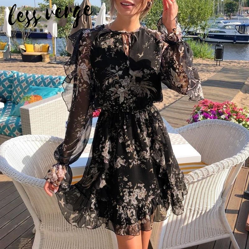 Женское шифоновое платье в стиле бохо черное ТРАПЕЦИЕВИДНОЕ короткое мини с