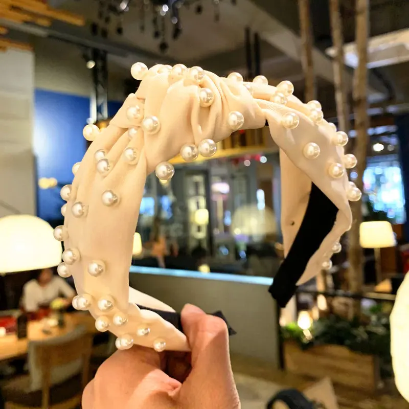 Женская повязка на голову с жемчужинами однотонная из коралловой ткани узлом для