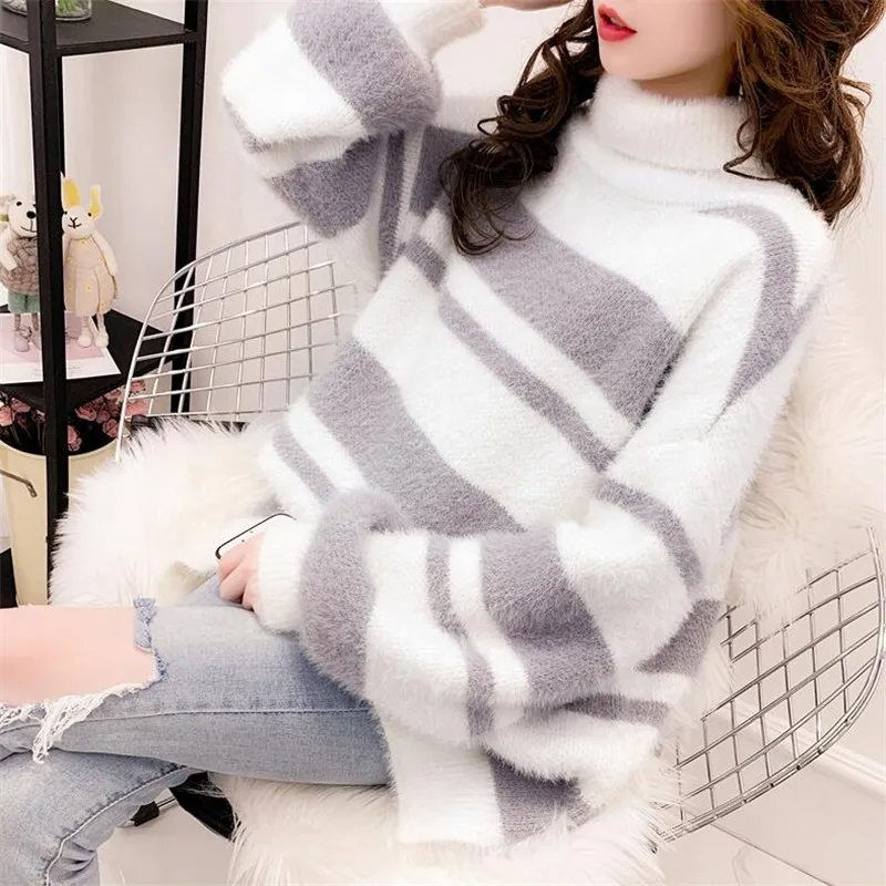 

2019 autumn and winter new thickening hooded high collar imitation velvet sweater female hooded loose college wind blouse