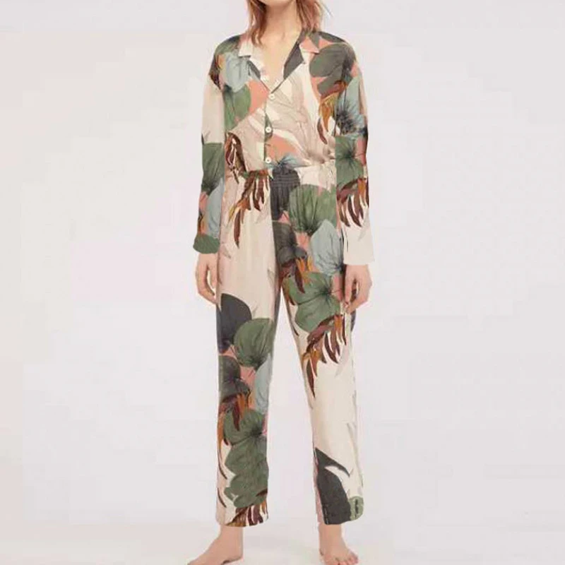 

Short-sleeved Leaf Print Pajamas Set Women Cotton Viscose Loose Style Casual Style Loose Style Sleepwear Women Printing Pajamas