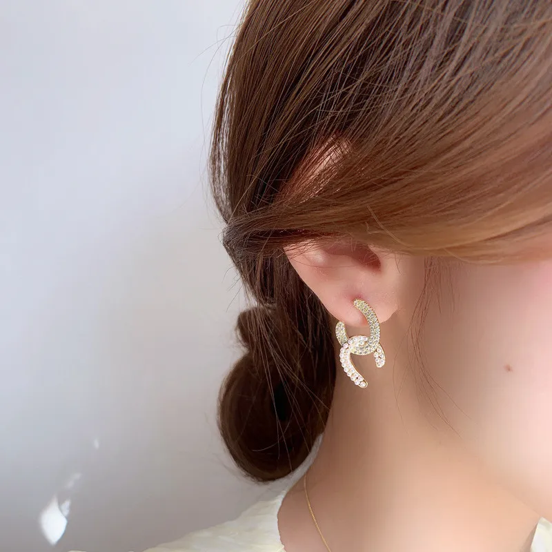 

2021 New Geometric Pearl Zircon Cross Woman’s Dangle Earrings Fashion Korean Jewelry Luxury Party Elegant Girl Unusual Earrings