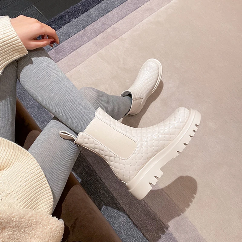 Waterproof Snow Boots for Women, Non-Slip Fur and Warmth, Women's Short Boots Plus Velvet and Thick Fur Cotton Shoes for Winter