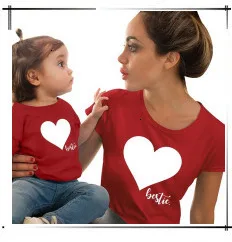 Футболка «Мама и я»; одинаковые хлопковые комплекты для семьи; футболки с принтом сердца для мамы и дочки; одинаковые топы и блузки для всей семьи