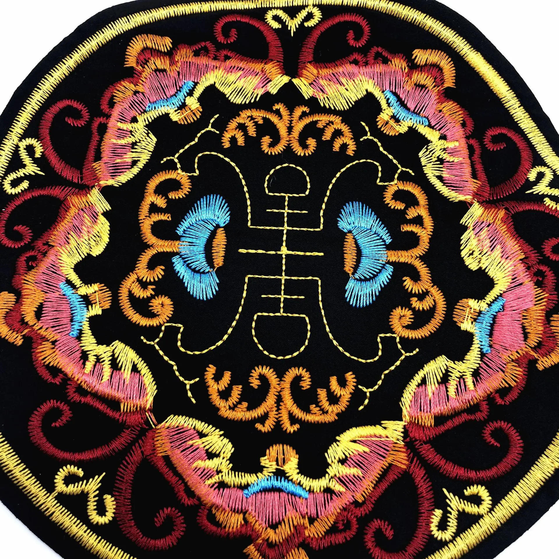 Fish Lotus Embroidered Patches Sew On For Clothing DIY Applique Stickers Clothes Badges Chinese Style Big Sticker | Дом и сад