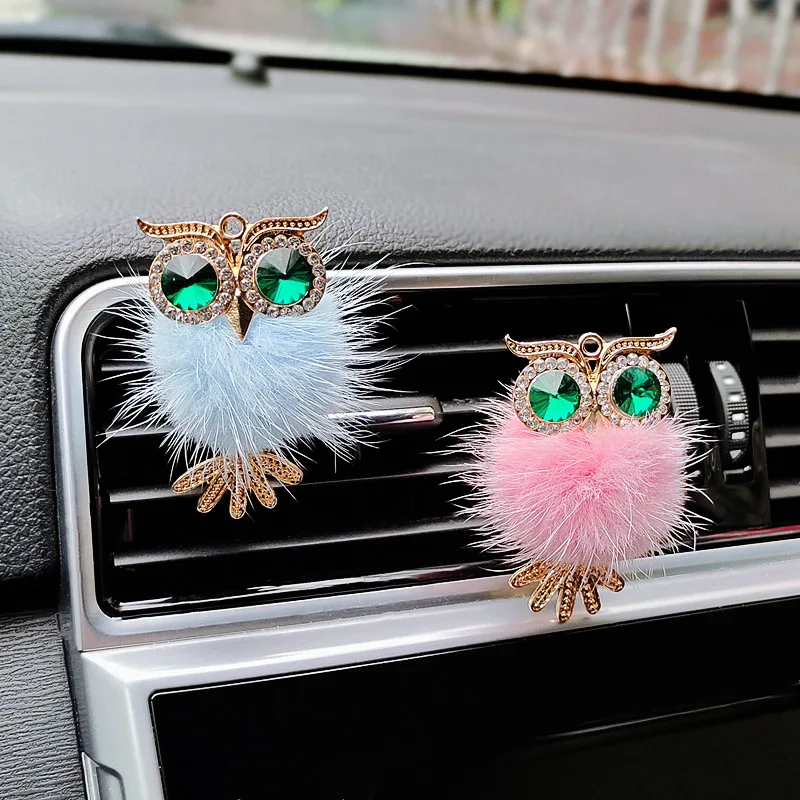 

GISAEV Crystal Owl Car Air Freshener Diamond Villus Owl Car Perfume Clip Auto Accessories Interior Woman Aromatherapy Ornament