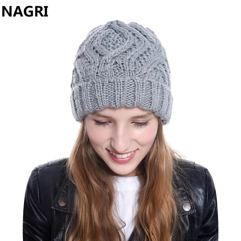 Женские зимние вязаные шапочки Skullies шапки 2019 однотонные мягкие шерстяные грубые