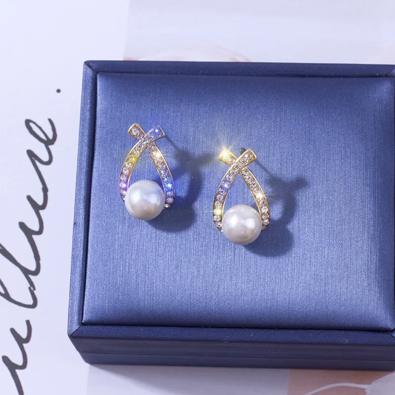 

New Temperament Earrings Women's Diamond Pearl Earrings All-match Simple Dongdaemun Fashion Earrings