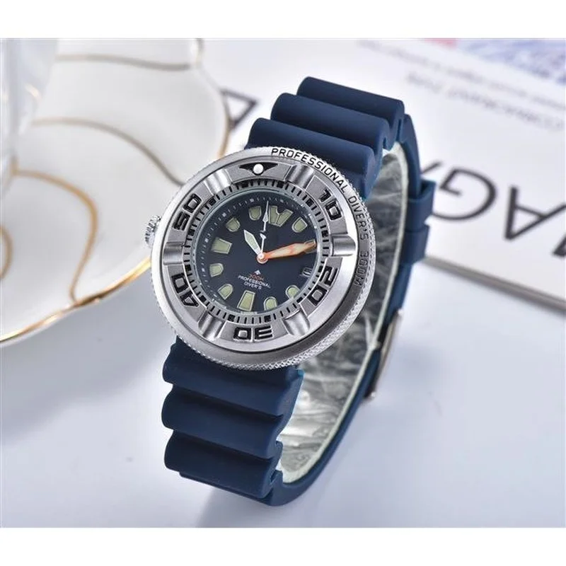 

2021 New Men's Rubber with 3-pin Night Light XT Watch