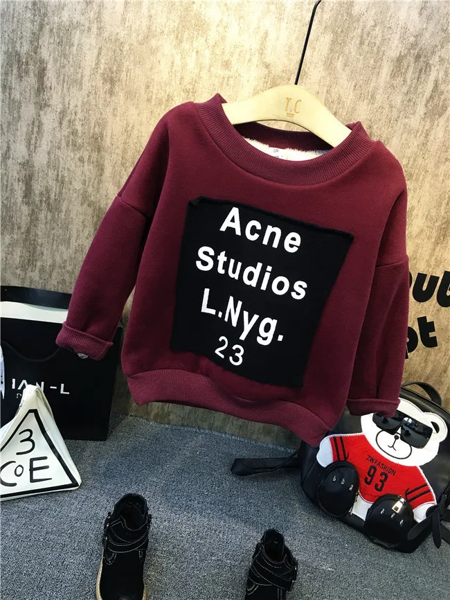 Plush Sweatshirt Джинсовый костюм для мальчиков г. Зимняя модная плюшевая куртка с буквенным принтом+ штаны комплекты из 2 предметов черная джинсовая уличная одежда для маленьких детей 90-130 см - Цвет: Plush Sweatshirt