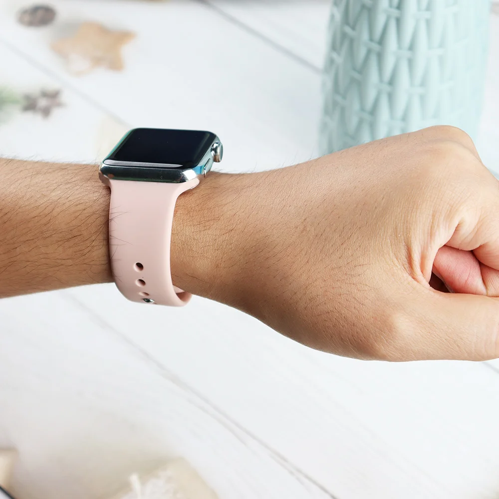Soft Silicone Band for Apple Watch Series 5 4 3 2 6 SE 38MM 42MM Rubber Watchband Strap for iWatch 4/5 40MM 44MM