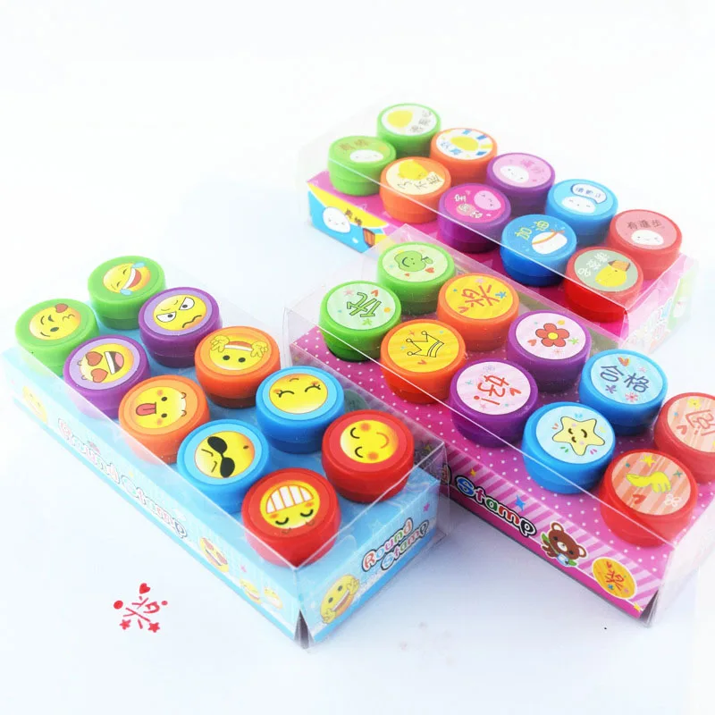 

Creative Children Cartoon Stamps Toys 10 Pcs/Set Cute Animal Cartoon Halloween Christmas Stamps Toys For Kids DIY Craft Toys