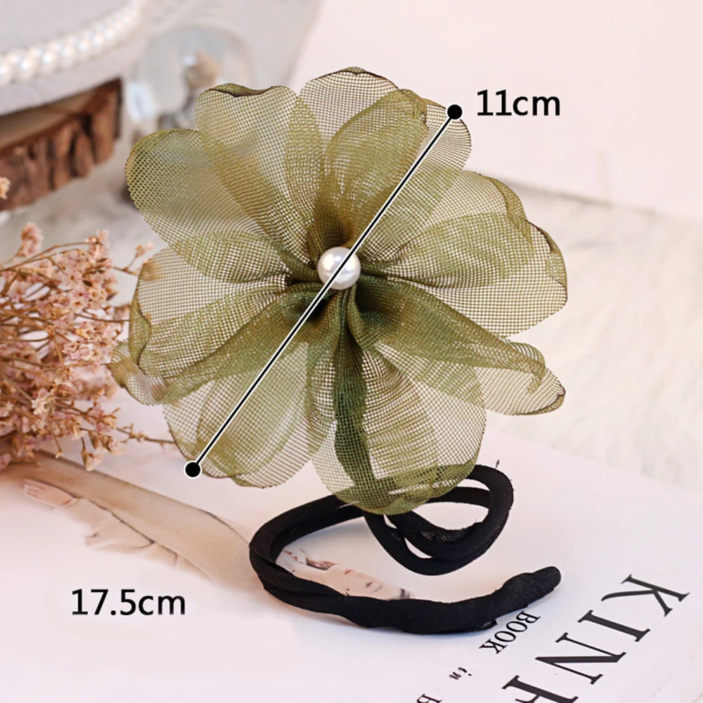 Сладкий элегантный половина булочка твист женщина цветок французский бутон