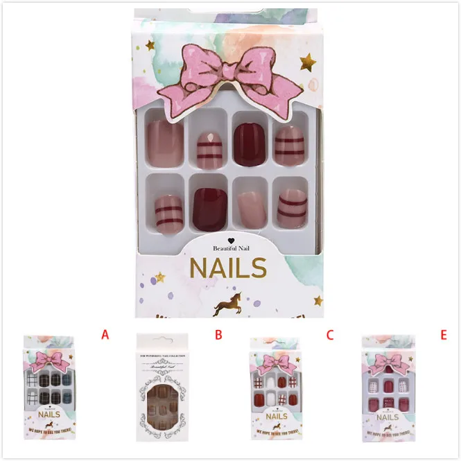 

24pcs/set Multiple Colors Artificial Fake Nails Vintage Lattice Grid Line False Nails Finished Short Design Full Cover Nail Tips