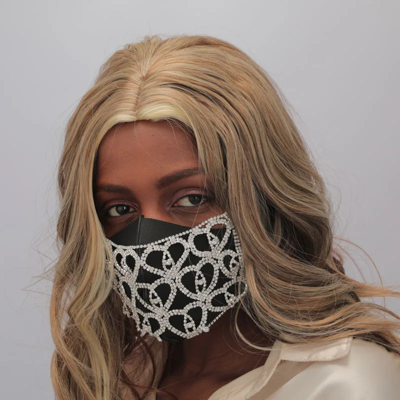 

Sparkle Rhinestone Heart Shaped Grid Jewelry Mask Creative Design Hollow Alloy Masks Women Sexy Bright Facial Jewelry Trend Gift